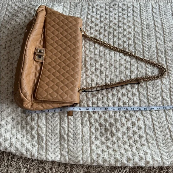 Tan Quilted Shoulder Bag with Gold Chain - Picture 5 of 12